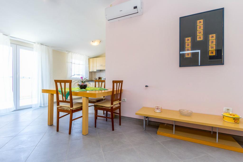 Apartment Mirjana Pula Room photo