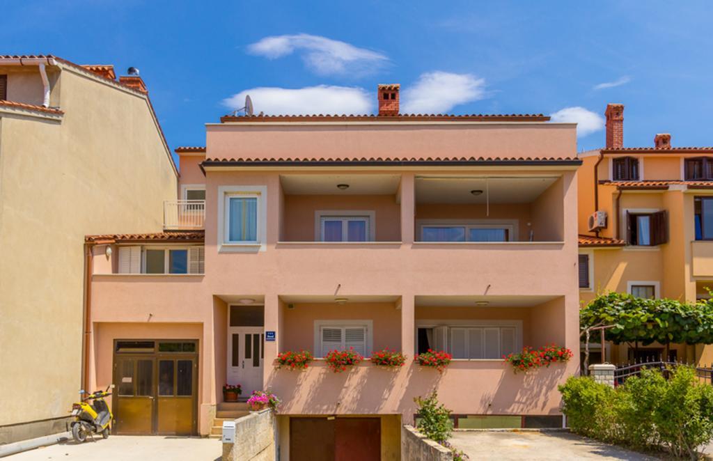 Apartment Mirjana Pula Exterior photo
